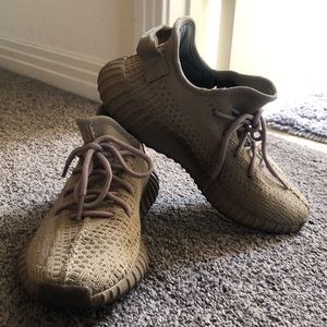 Yeezys size 6